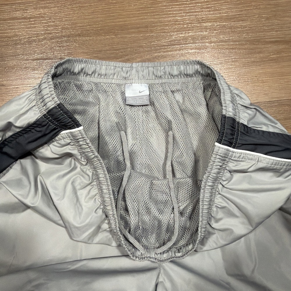 Nike Track Pants Mens XL Grey Black Striped Zip Windbreaker Silver Tag Vintage - Picture 5 of 14